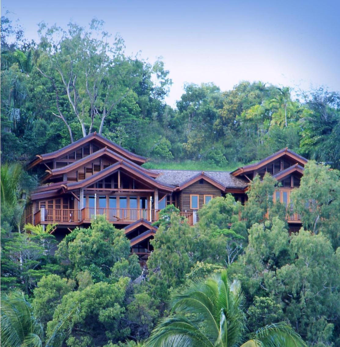 Villa Empat Puluh Dua Port Douglas Exterior photo